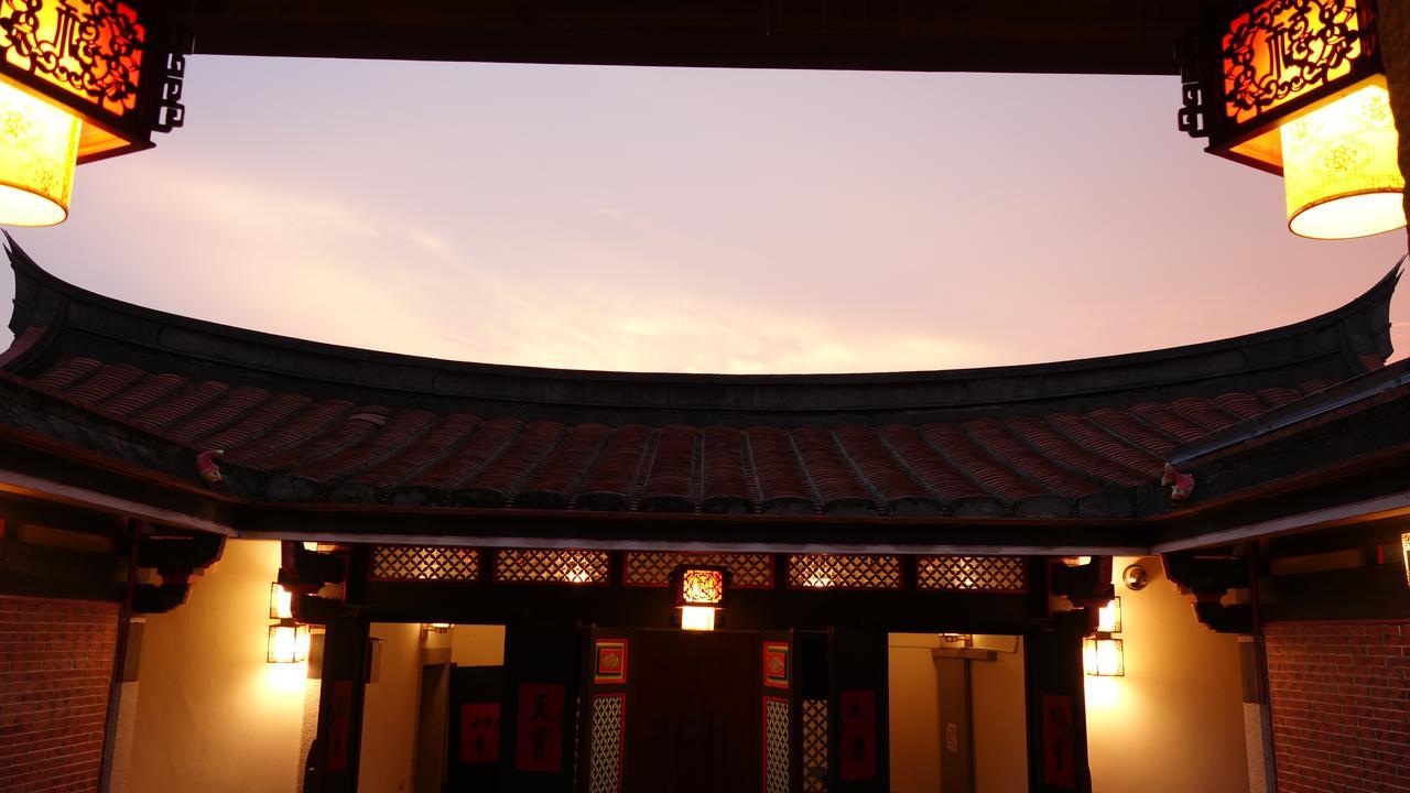 Beishan Old Western Style Hostel Jinning Buitenkant foto