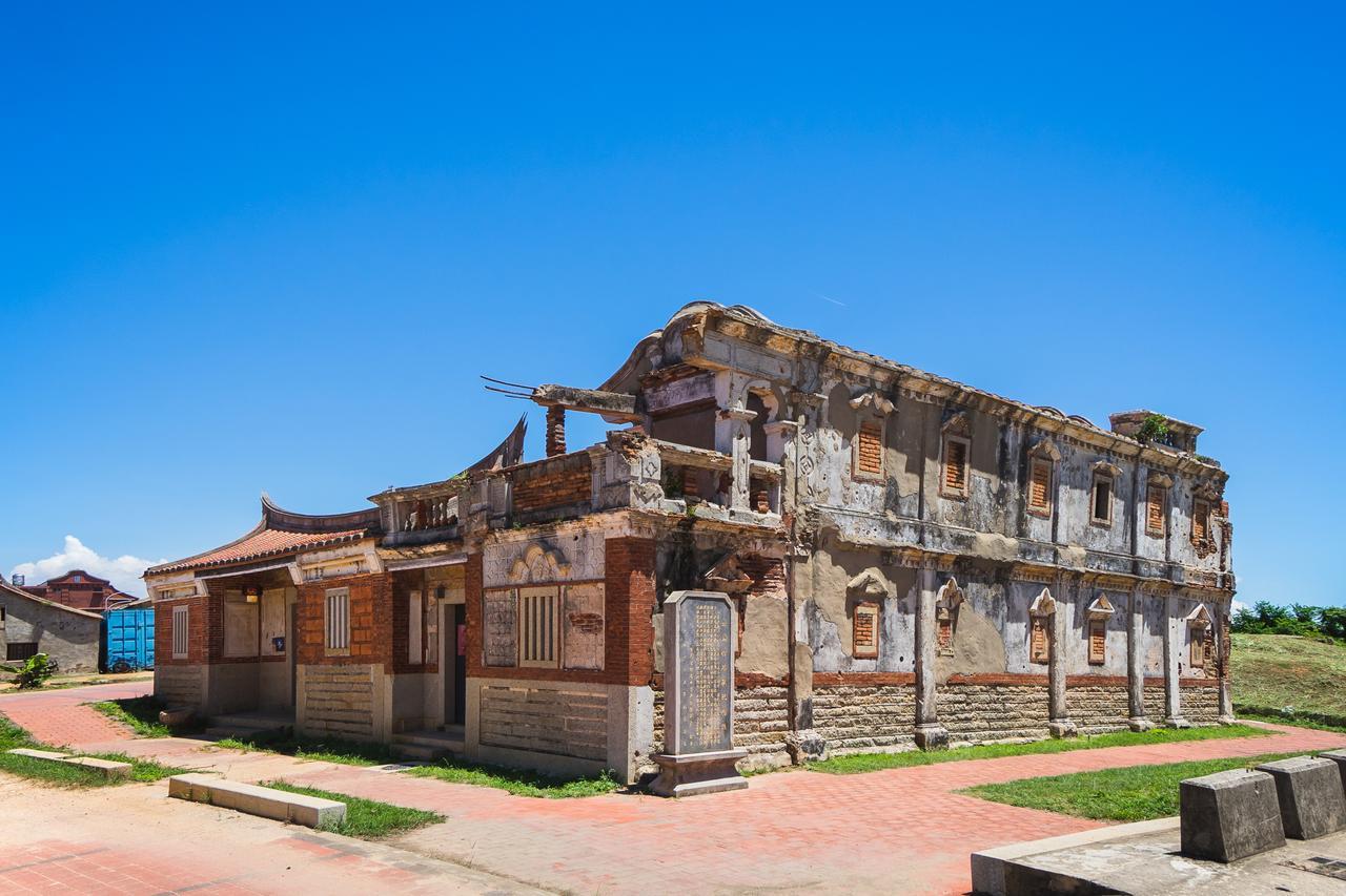 Beishan Old Western Style Hostel Jinning Buitenkant foto